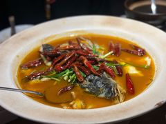 山茶油丹江大鱼头-清水亭湖北菜(大屯DT51店)