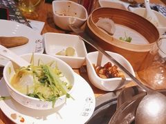 -一朵菌·野生菌探索家火锅(南亚店)
