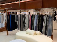 -杭州湖滨银泰in77