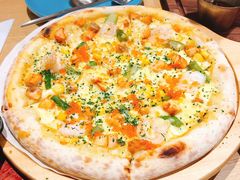 深海三文鱼奶香手工披萨-摩欧客意式餐厅(高新活力汇店)