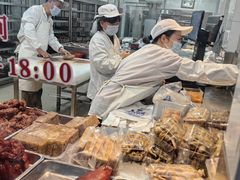 -陆稿荐观前街店