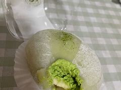 抹茶泡芙-mira甜品屋(财大店)