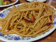 -老天桥酱肉烧饼夹肘子(天桥店)
