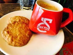 -HIGH FIVE哈福手工汉堡(桂林路店)