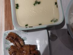 -老乡鸡(上海白玉兰广场店)