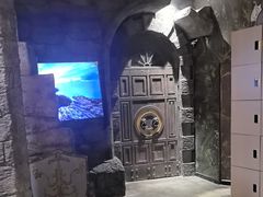 -暴风岛沉浸式体验馆(百联世纪店)
