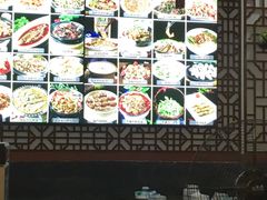 -临街徽菜馆·正宗黄山味
