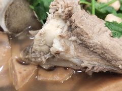 莲藕筒骨煲-金华安大酒楼·老牌潮菜·粤式茶点(东方国际店)