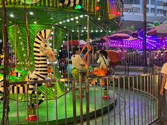 -顺德大良半月城游乐场