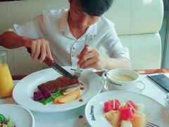 -爱丽丝牛排西餐厅(光谷步行街店)