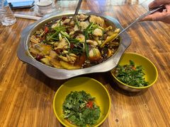 招牌特色冷锅鱼一斤-乡土特色.冷锅鱼.牦牛肉汤锅