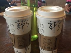 -星巴克臻选(深圳龙华红山天虹店)