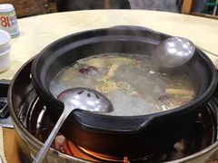 -濠轩阁特色生蚝火锅(水湾路店)