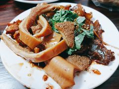 凉拌牛蹄筋-王三姑牛肉饼