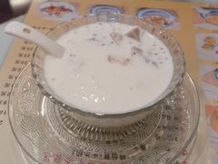 -广信牛奶甜品世家(台东店)