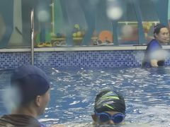 -Swim斯卫姆国际儿童游泳中心(红博中央公园店)