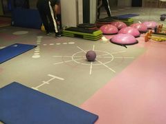 -思迈威健身(积玉桥万达店)