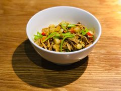 藕尖炒肚丝-费大厨辣椒炒肉(万家丽一店)