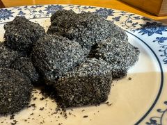 -头上红煨盐鸡·非遗院子餐厅