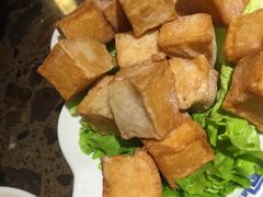 -月满大江经典火锅(任城路店)