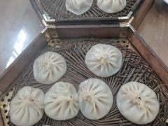 三鲜包子-西安贾三灌汤包·回坊小吃·清真炒菜(北院门总店)
