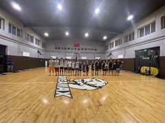 -梦想之巅·青少年篮球·羽毛球·培训中心(西站店)