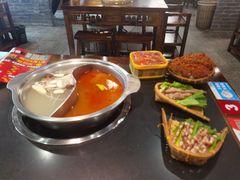-欧阳小姐在成都(爱琴海店)