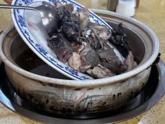 -东巴谷野生菌火锅餐厅