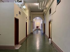 -香港大学