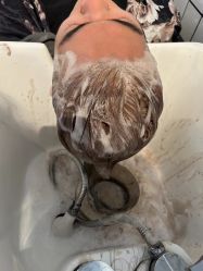-诗悦发型烫染SALON