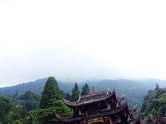 -峨嵋山金顶