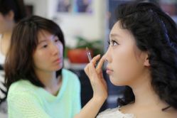 -上海彩妆秀摄影设计有限公司