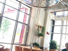 -红樱桃·欢乐餐厅(太原里店)