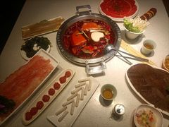 -巴国妹子毛肚火锅(蓝光悦城店)