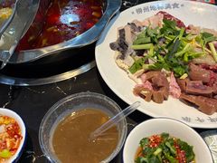 -顺水湾·牛肉牛杂火锅(驾鹤店)