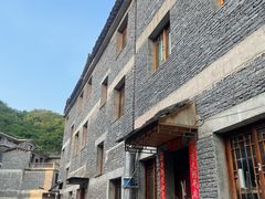 -高荡千年布依古寨旅游景区