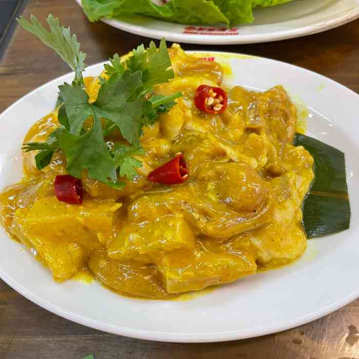 三肥两瘦烤肉(淮北国购广场店)-"[薄荷]环境:国购汉庭酒店旁 装修风格
