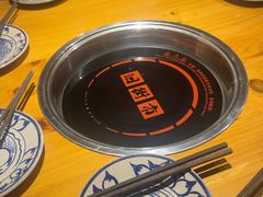 -旧街市鲜货老火锅(大光路店)