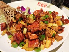 香辣掌中宝-红钳侠小龙虾·烧烤(中赢康康谷店)