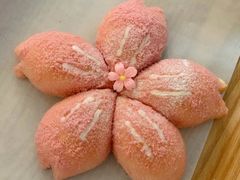 春日樱花白桃软欧包-奈雪的茶(金地广场店)