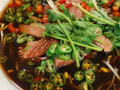 -石磨豆花家常菜·牦牛排土火锅