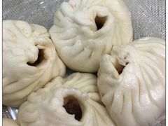 -白玉兰食品甜凤店(合生汇店)