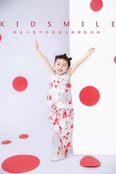 -小鬼当佳儿童摄影(河北保定店)