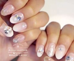 -睫乐园•睫公馆•美睫美甲沙龙