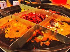 -岗上渣渣老火锅(两路口店)