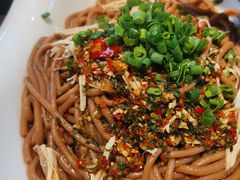 -有红鸡毛店·川菜(建设路店)