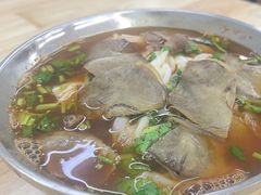 -肇兴特色牛肉粉