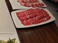 -海底捞火锅鲜切牛肉主题店(长寿路店)