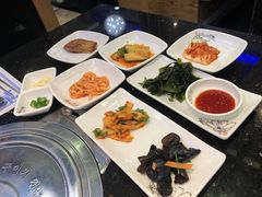 -青松馆韩国料理(香港中路佳世客店)