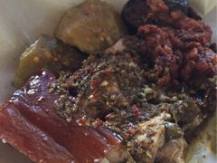 -Warung Babi Guling Ibu Oka 3